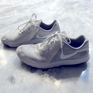 Nike Sneakers, white size 8